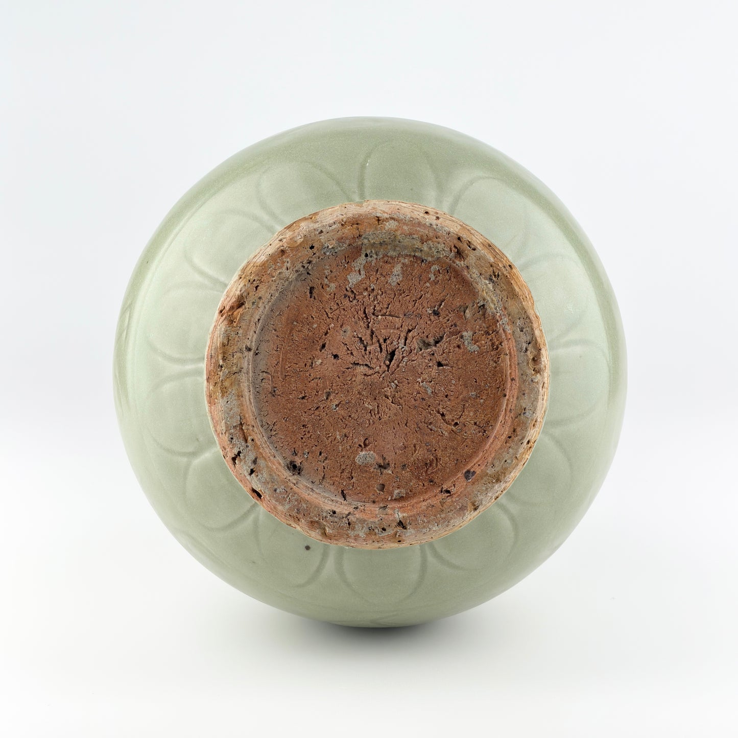 Large Carved Longquan Celadon Yuhuchunping, Ming Dynasty