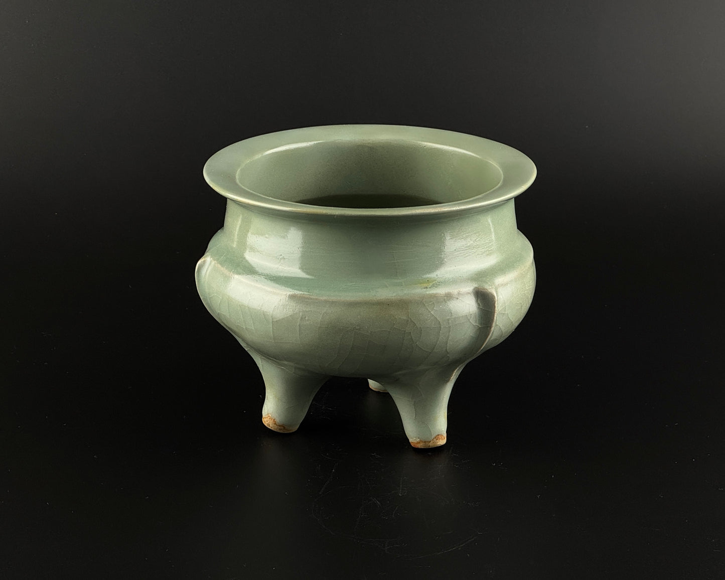 Longquan Celadon Tripod Incense Burner, Song Dynasty