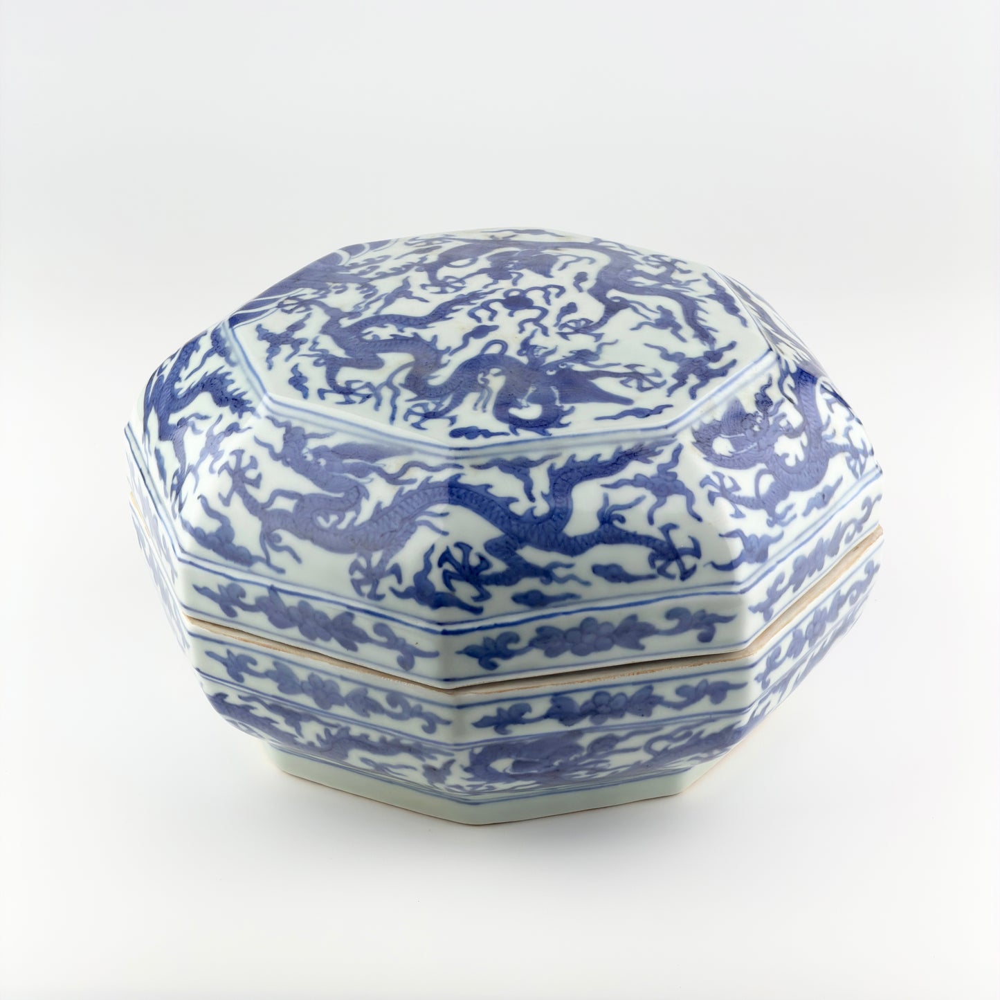 A Rare Blue And White Octagonal Box And Cover, Ming Dynasty Wanli Six-Character Mark And Period