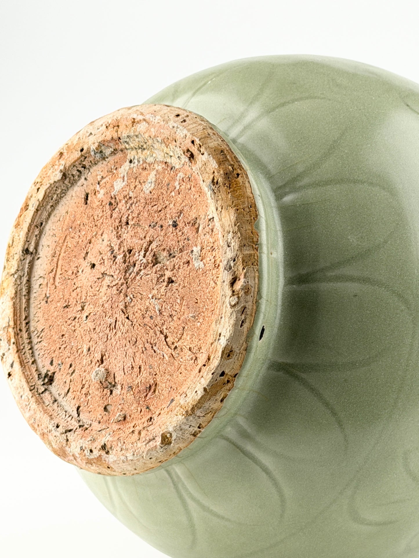 Large Carved Longquan Celadon Yuhuchunping, Ming Dynasty