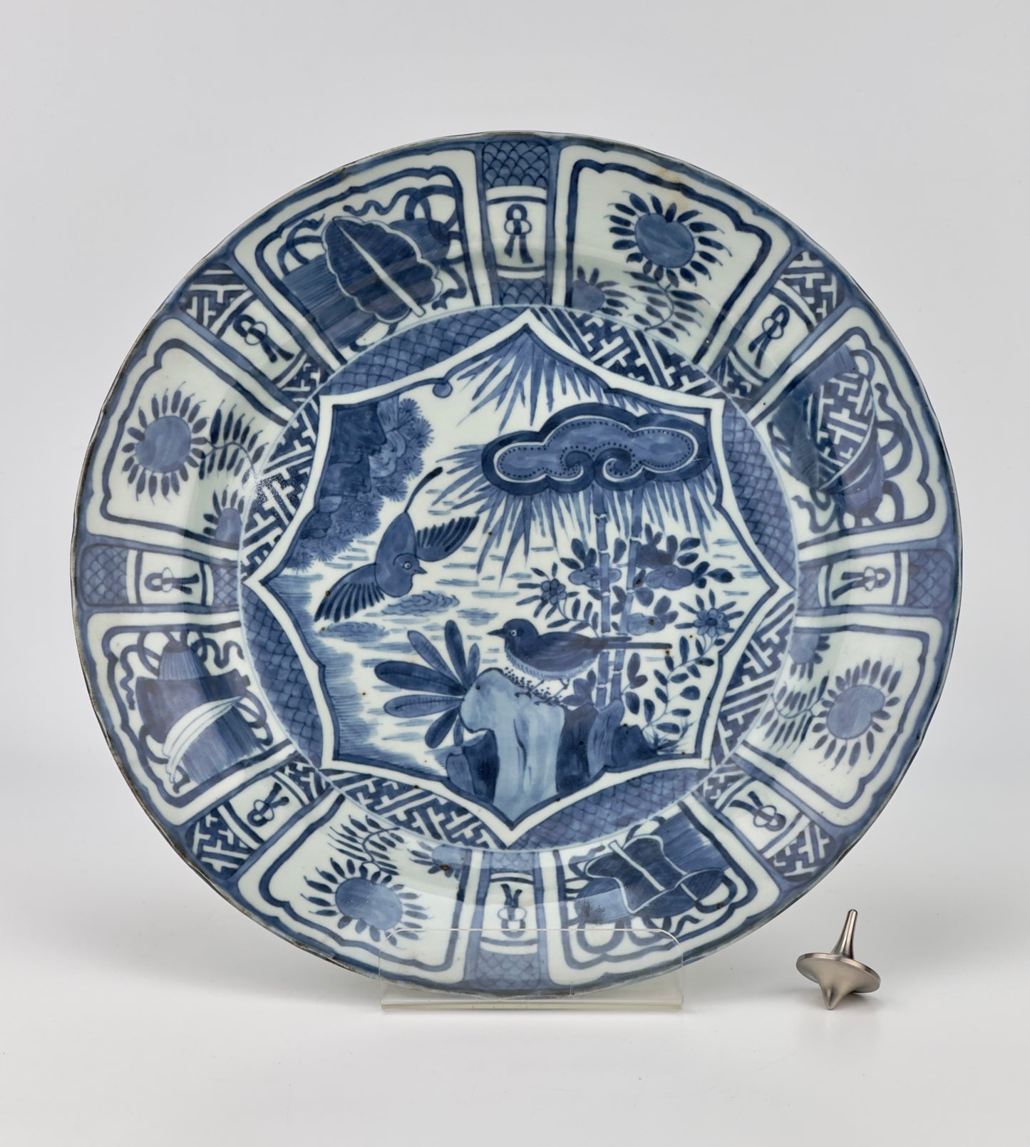 A Blue And White Kraak Plate, Late Ming Dynasty