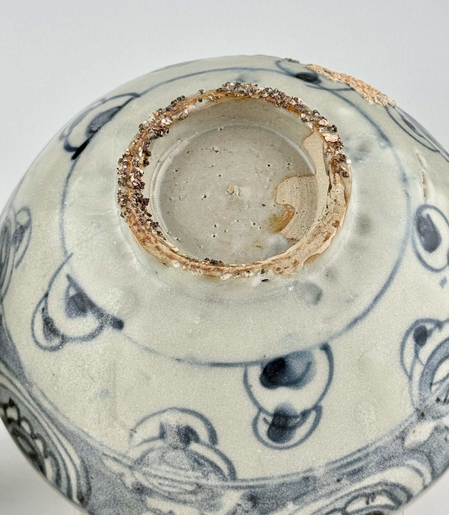 Pair of Bowls from Shipwreck, Late Ming Era(16-17th century)