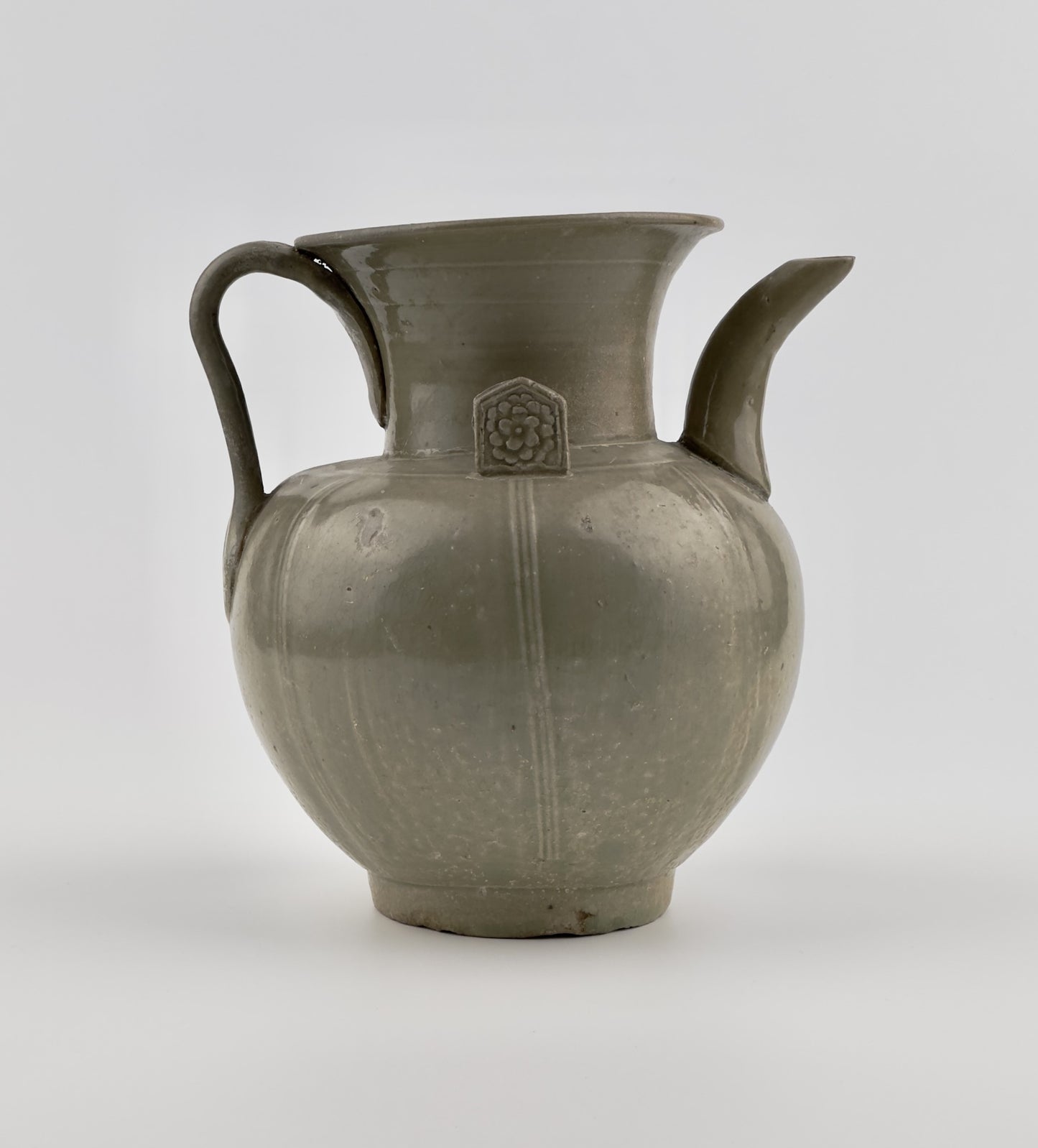 Yue Celadon Ewer, Late Tang-Northern Song Dynasty