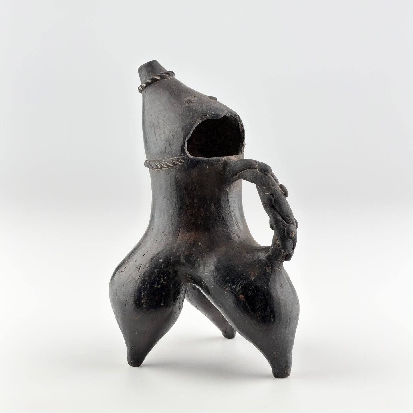 Black Pottery Tripod Ewer, Neolithic Period