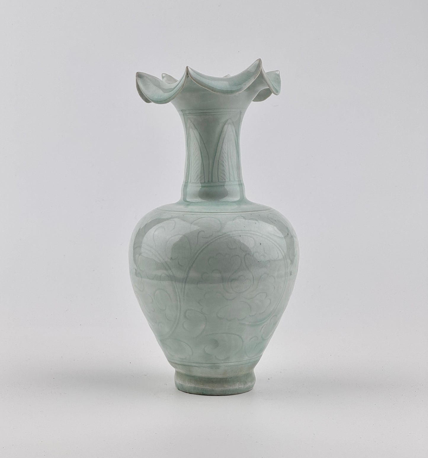 Carved Qingbai 'Chrysanthemum' Vase, Yuan Dynasty(13-14th century)