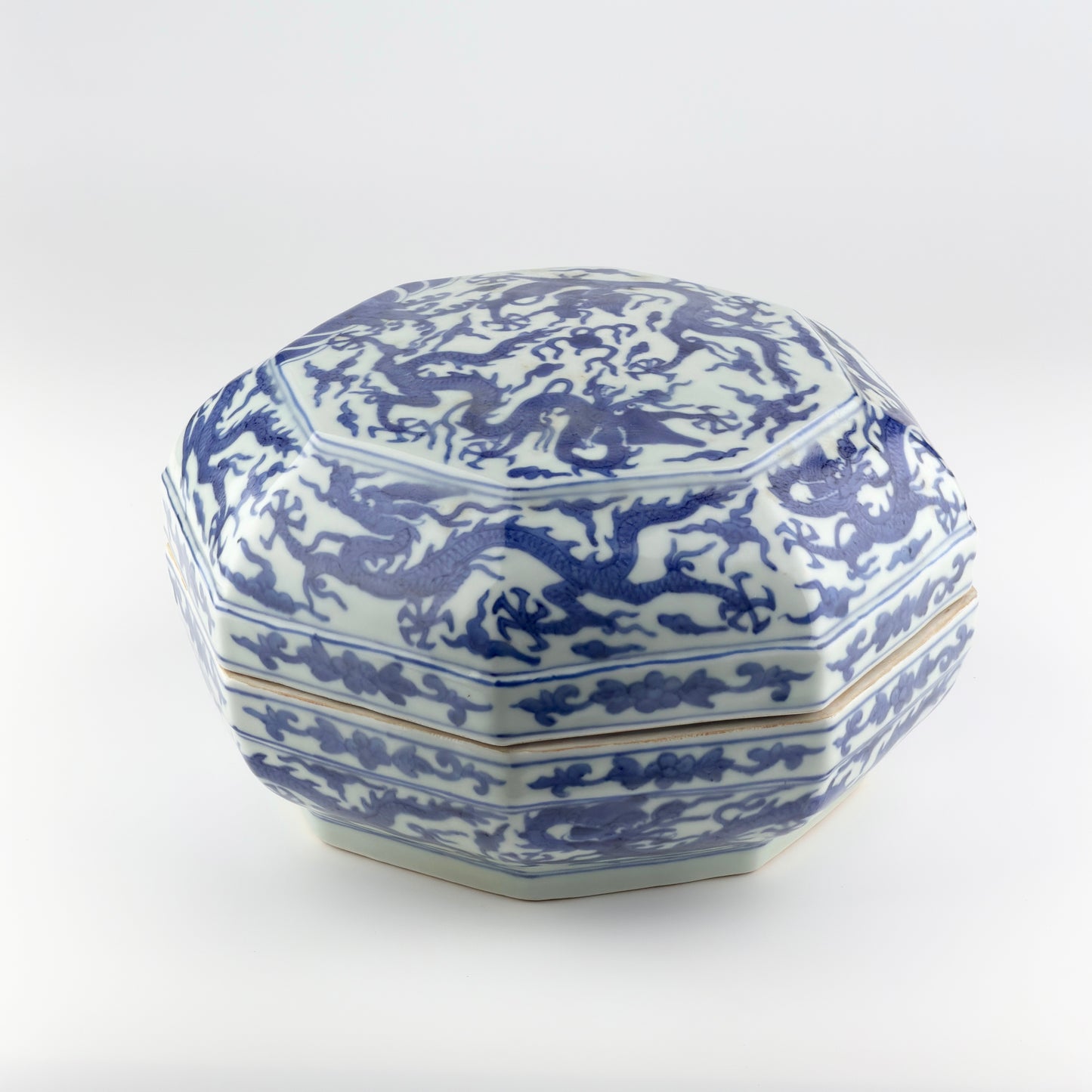 A Rare Blue And White Octagonal Box And Cover, Ming Dynasty Wanli Six-Character Mark And Period