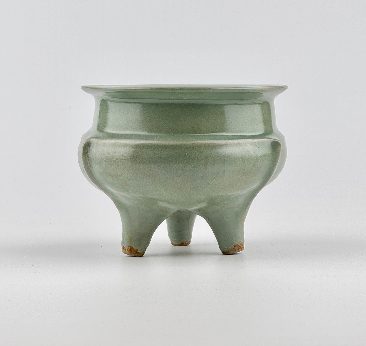 Rare Longquan Celadon Tripod Incense Burner, Song Dynasty