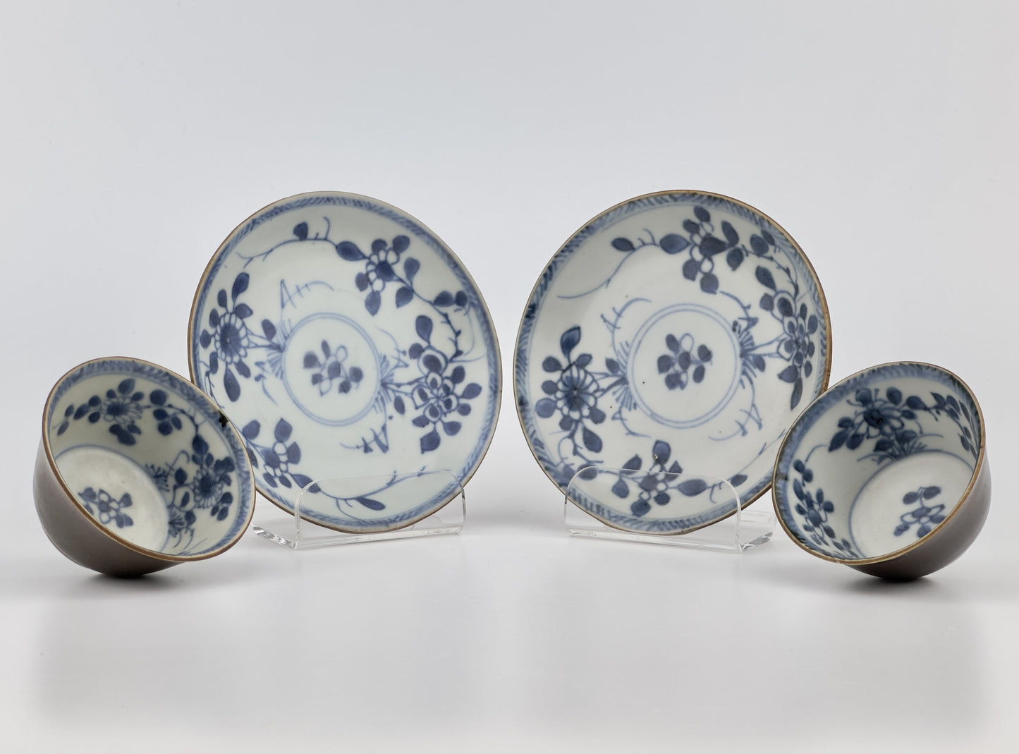 BLUE AND WHITE FLOWER PATTERN TEA SET C 1725, QING DYNASTY, YONGZHENG REIGN