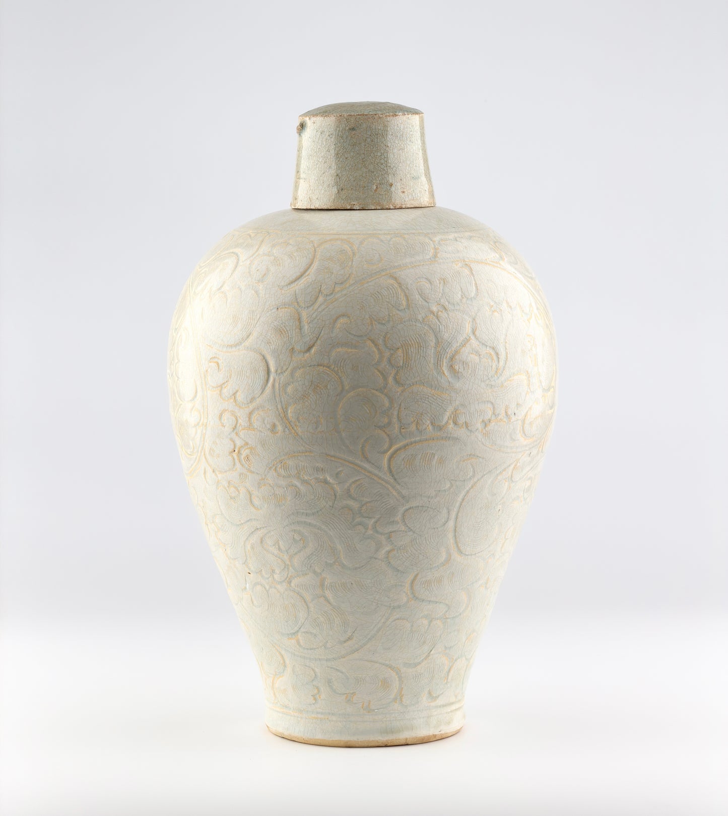 A QINGBAI CARVED MEIPING PORCELAIN, SONG DYNASTY