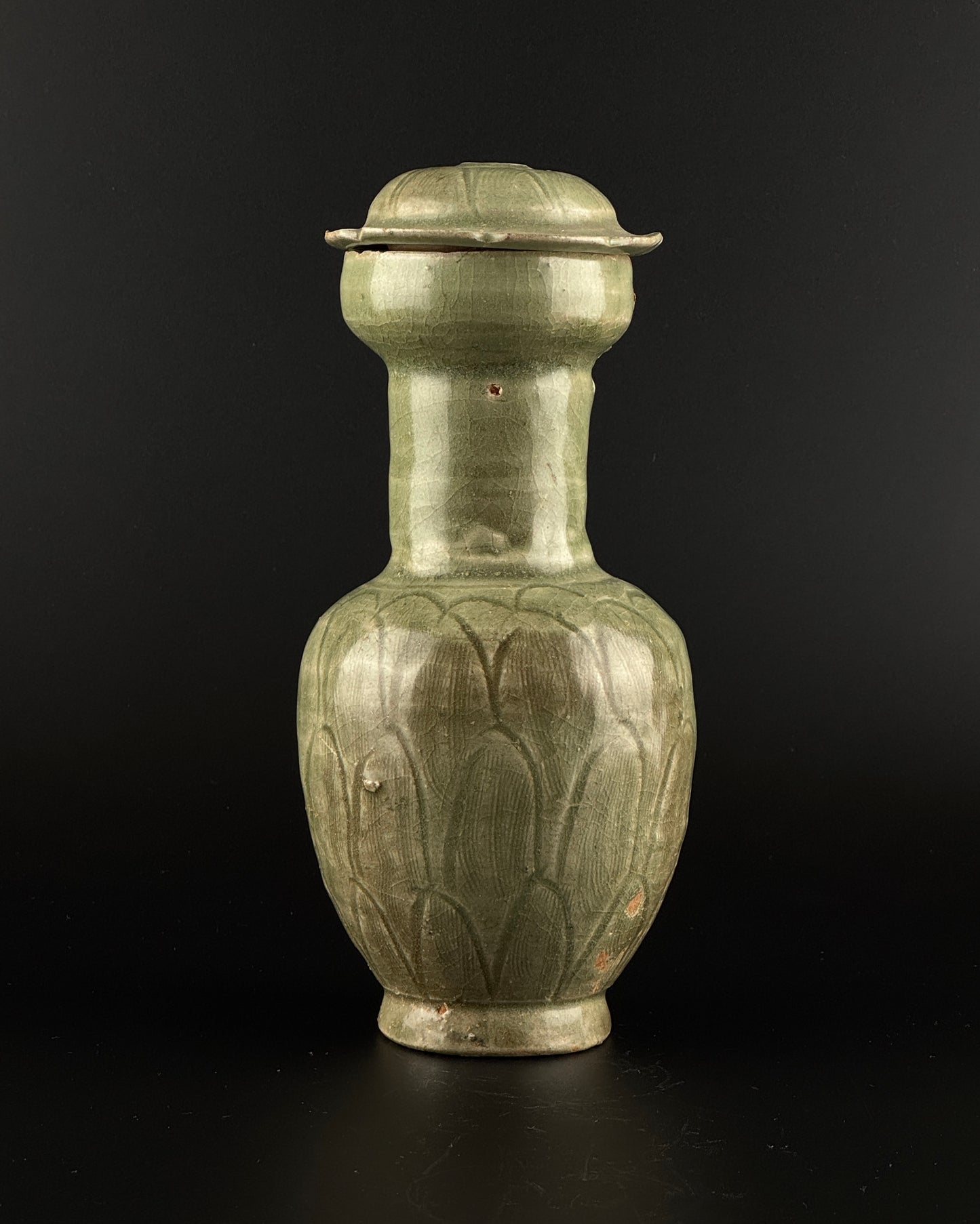 LONGQUAN CELADON 'LOTUS PETAL' JAR AND COVER, NORTHERN SONG DYNASTY(11th-12th century)