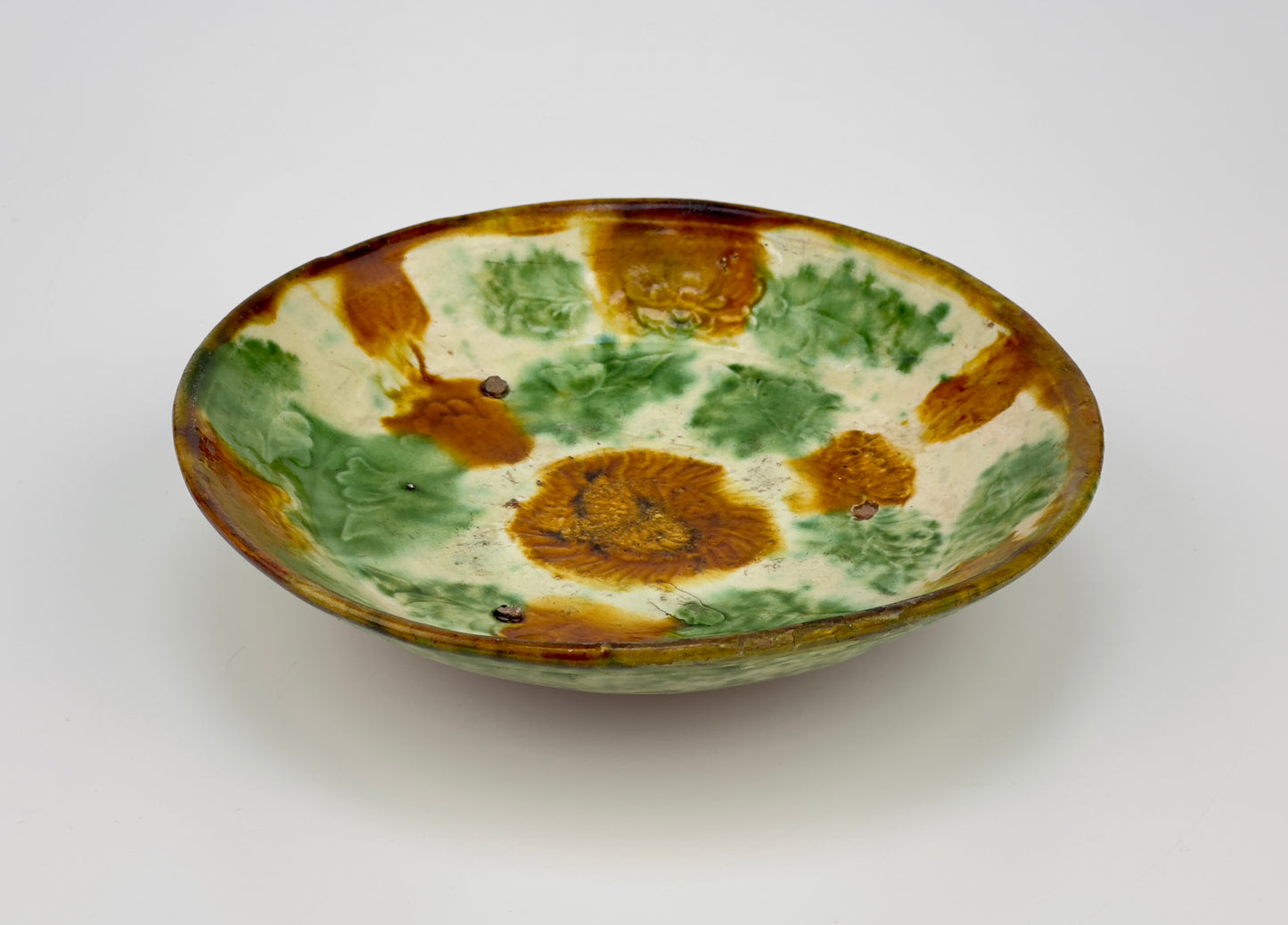 SANCAI-GLAZED ‘FLORAL’ DISH, LIAO DYNASTY(916-1125)