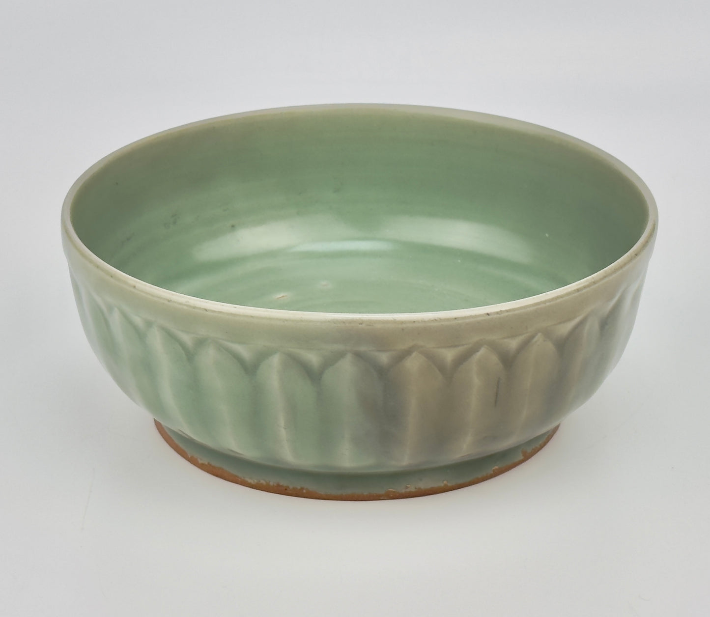 Lotus Petal 'Longquan' Celadon Bowl, Ming dynasty