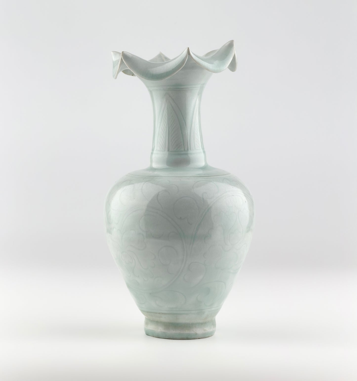 Rare Carved Qingbai 'Chrysanthemum' Vase, Yuan Dynasty(13-14th century)