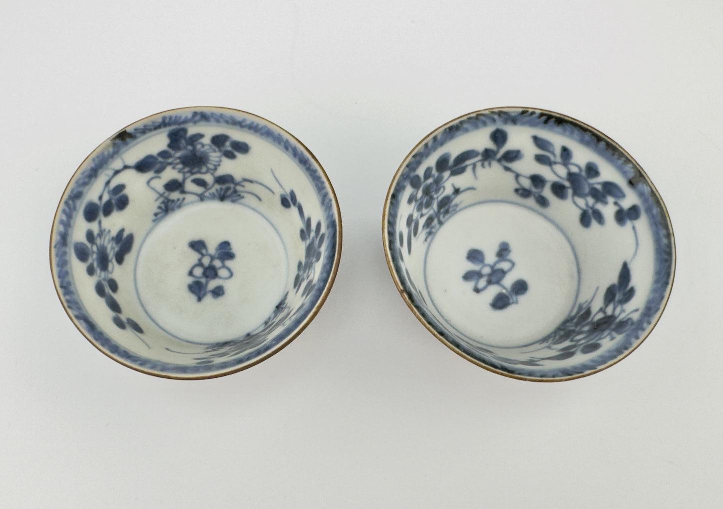 BLUE AND WHITE FLOWER PATTERN TEA SET C 1725, QING DYNASTY, YONGZHENG REIGN