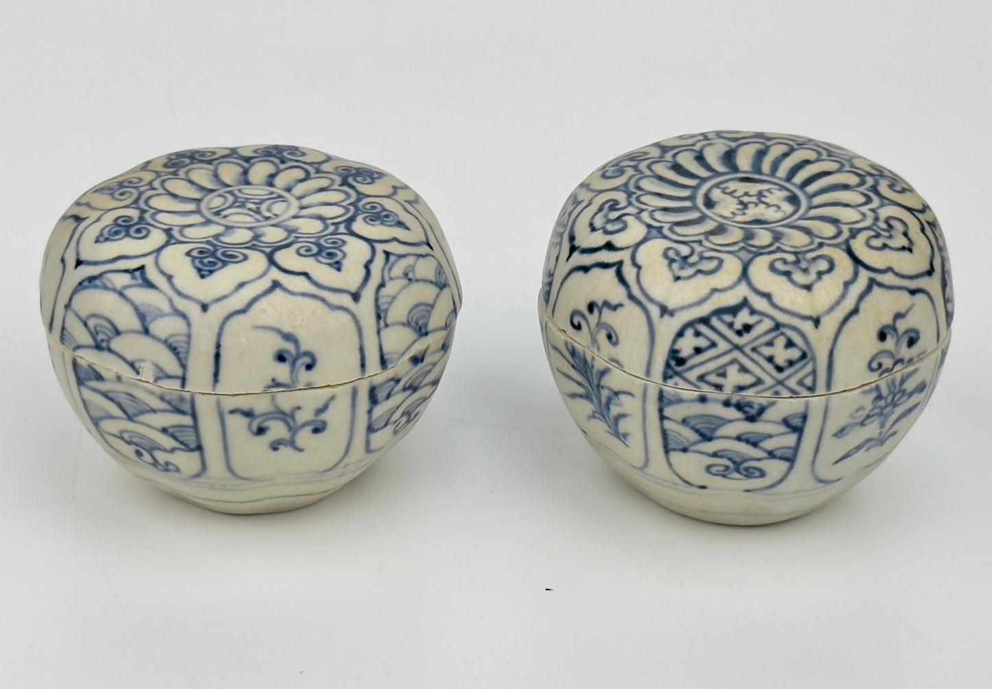 Two Annamese Mid-size Lidded Boxes with flower design, 15th century, Le Dynasty