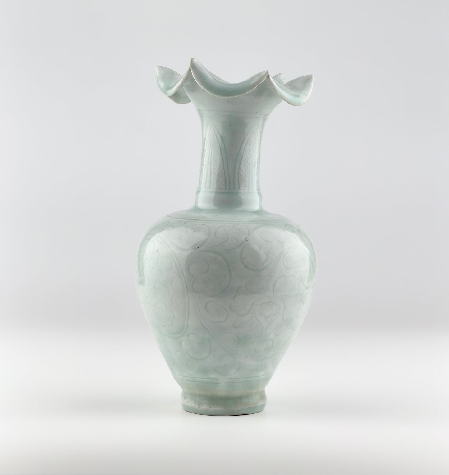 Rare Carved Qingbai 'Chrysanthemum' Vase, Yuan Dynasty(13-14th century)