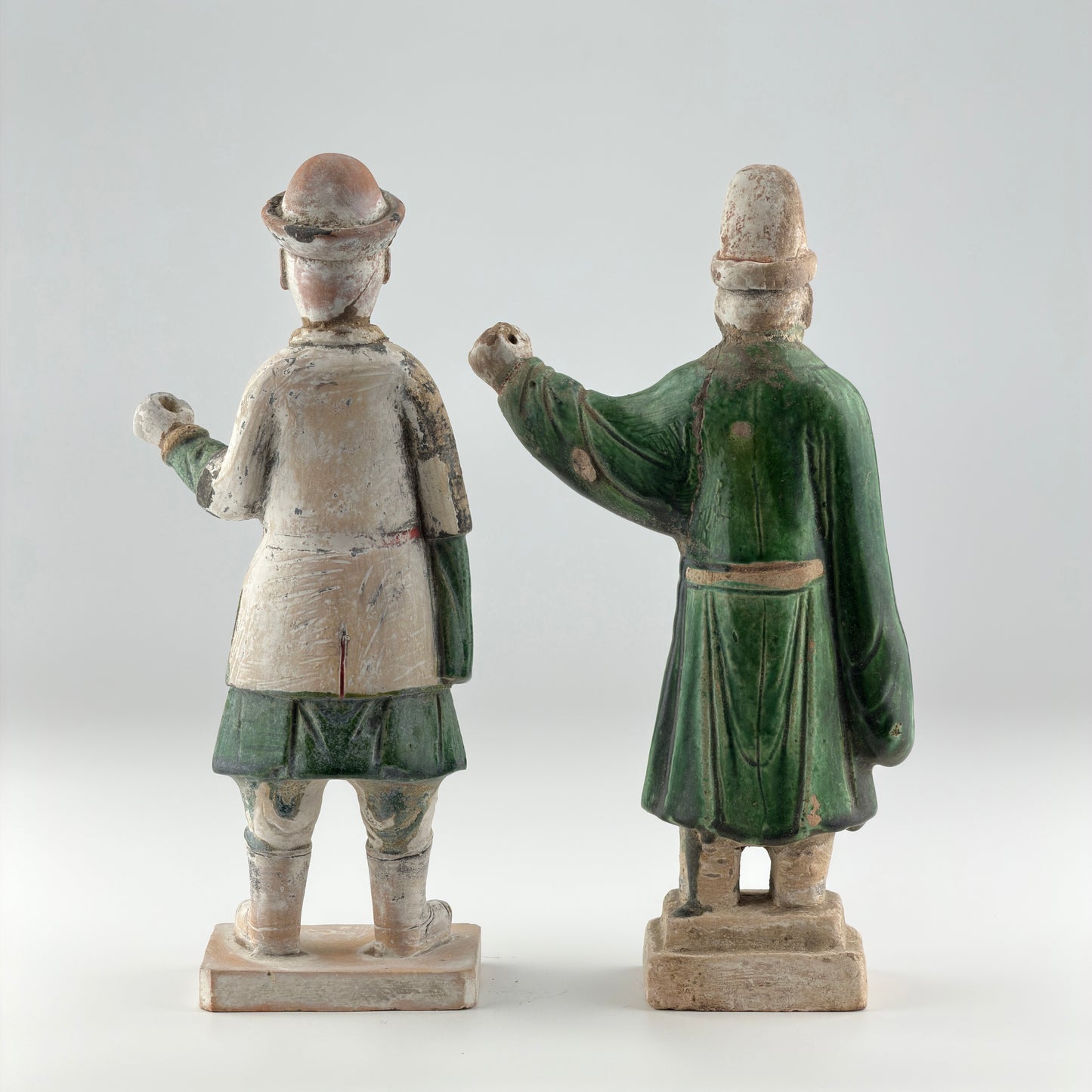 Two Figures of Attendants, Ming Period(1368-1644)