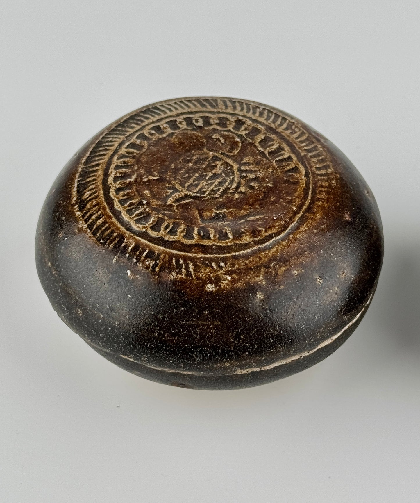 Brown-Glazed Moulded Box And Cover, Fujian Kiln, Ming Dynasty