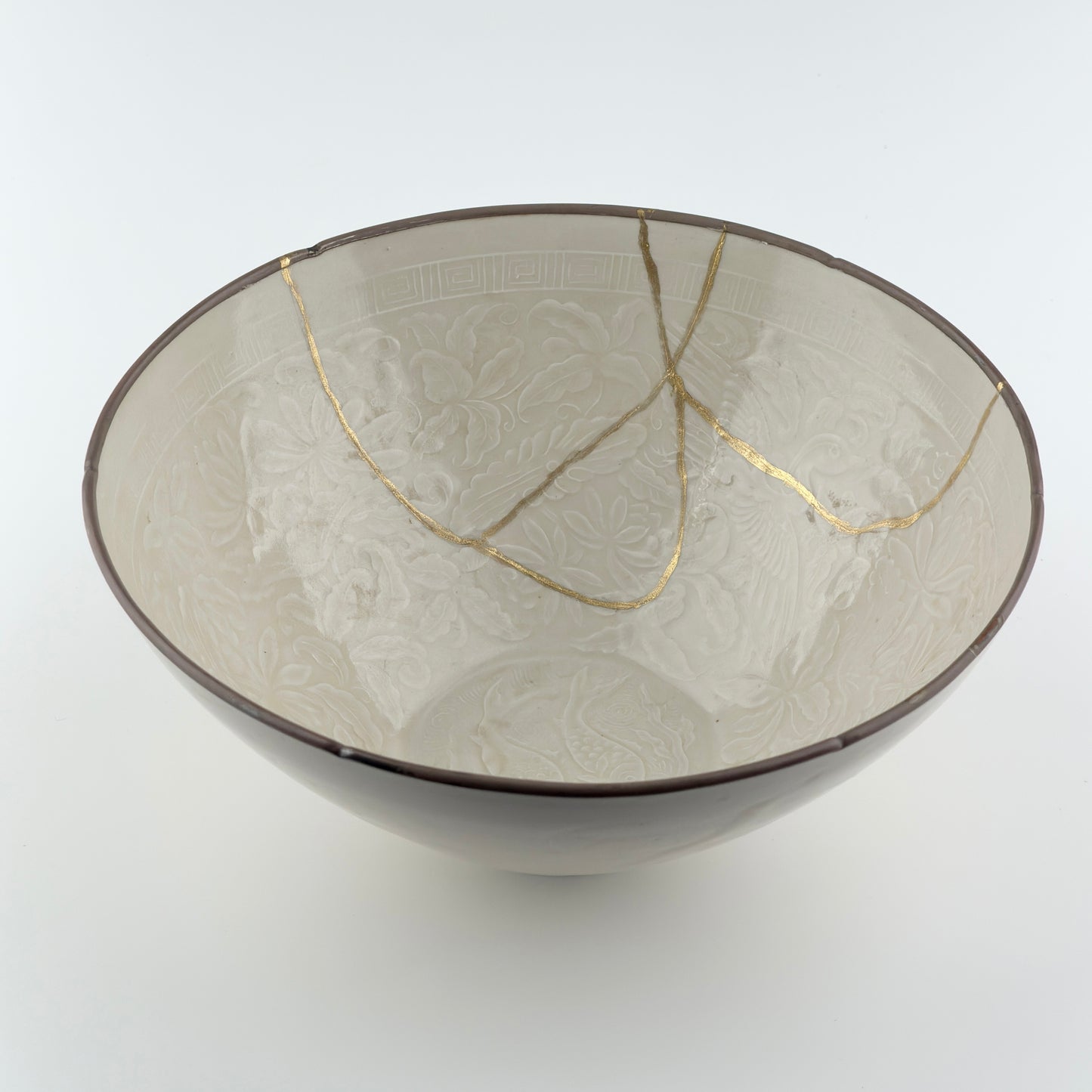 RARE MOULDED DINGYAO 'CRANES AND FISHES' BOWL, SONG DYNASTY