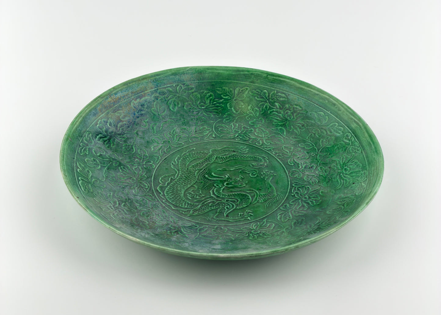 Rare Dingyao Green-Glazed Dragon Dish, Liao-Song Dynasty