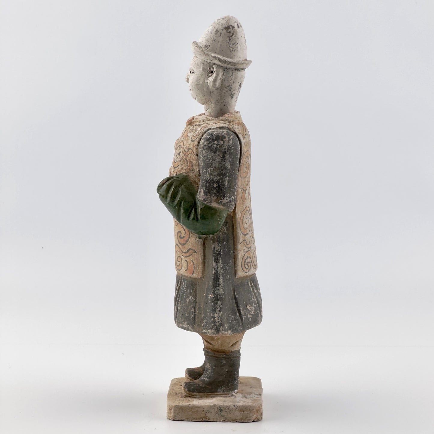 Rare Figure of an Attendant Wearing Swirling Pattern Vest, Ming Dynasty(1368-1644)