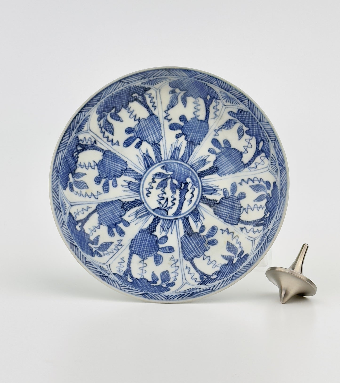 Blue and White Mid-Size Saucer, Qing Dynasty, Kangxi Era, Circa 1690