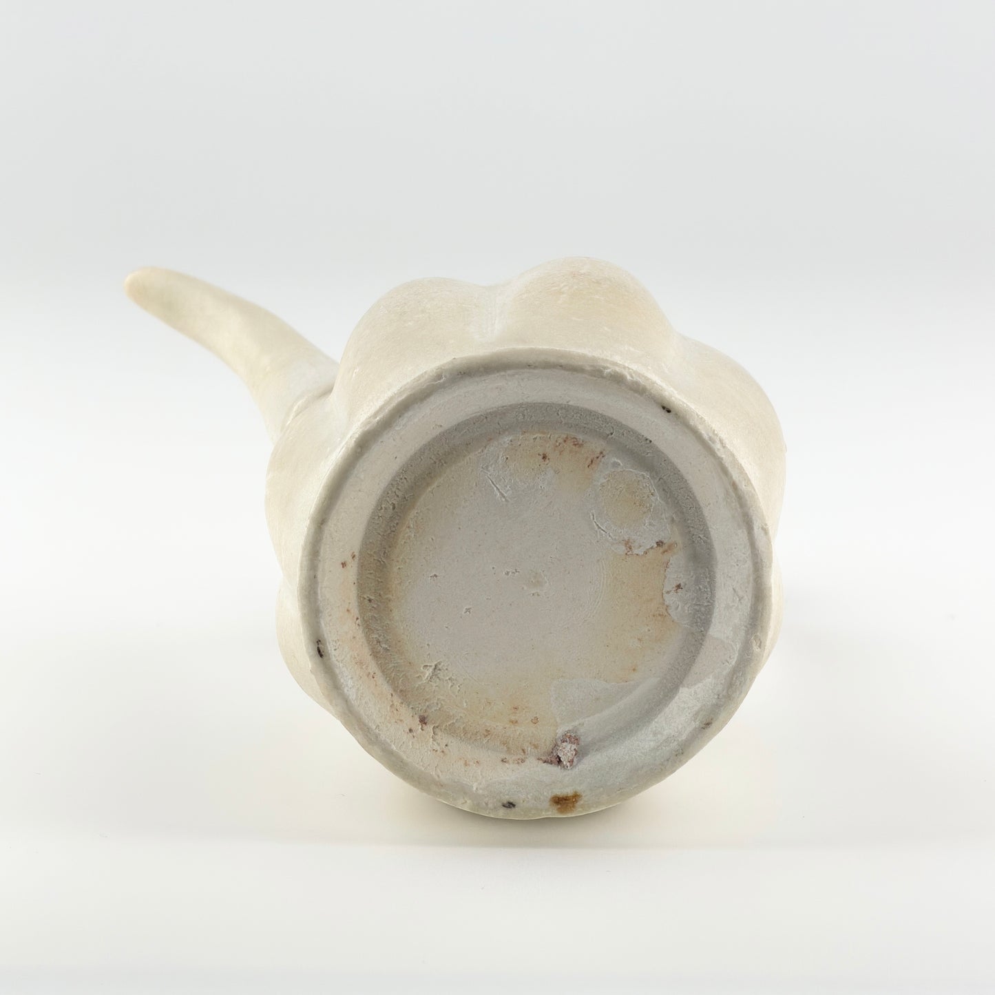 Rare Cream Glazed Ding Yao Ewer And Cover, Song Dynasty (960–1279)
