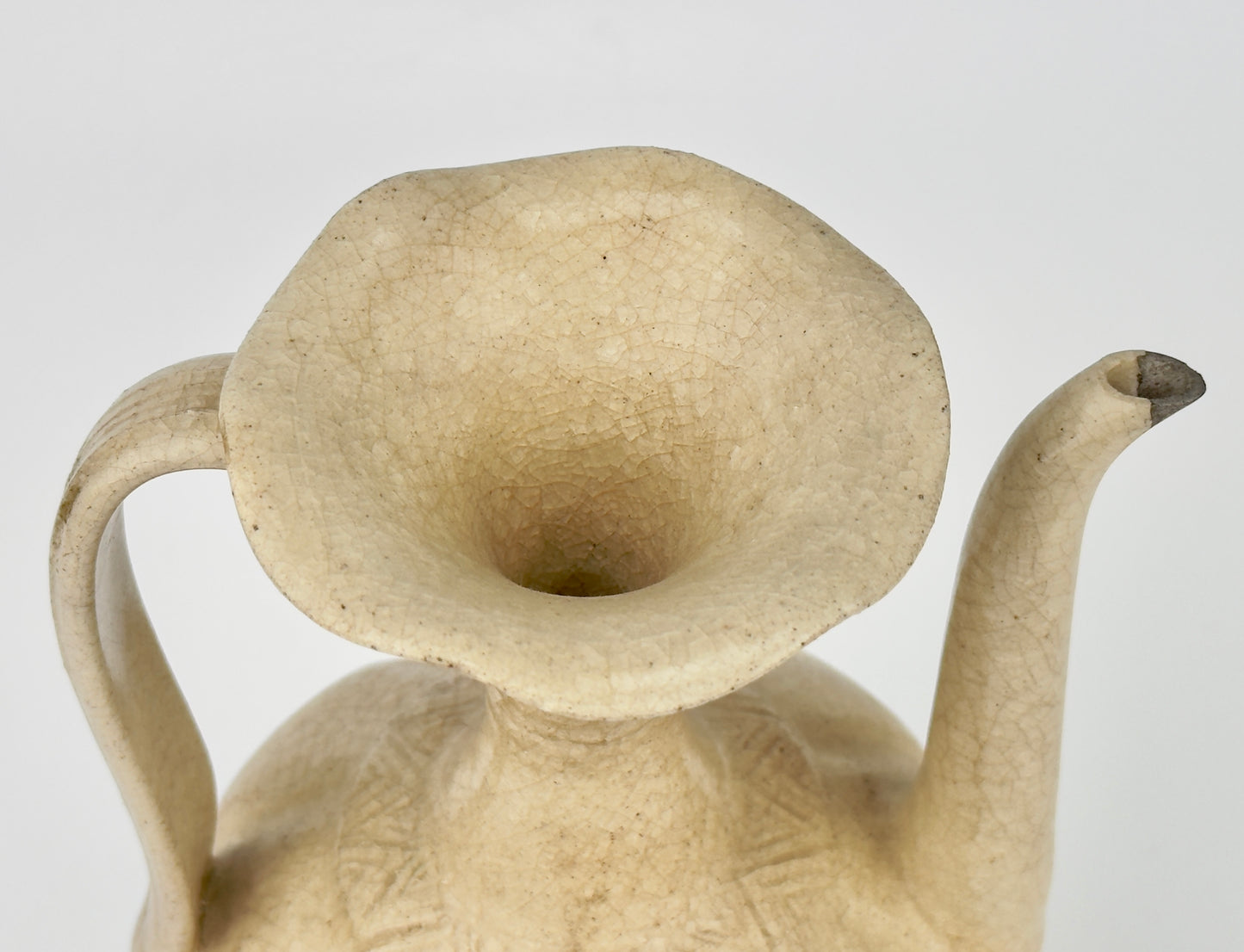 Rare annamese cream glazed ewer, Vietnam, 11-15th century