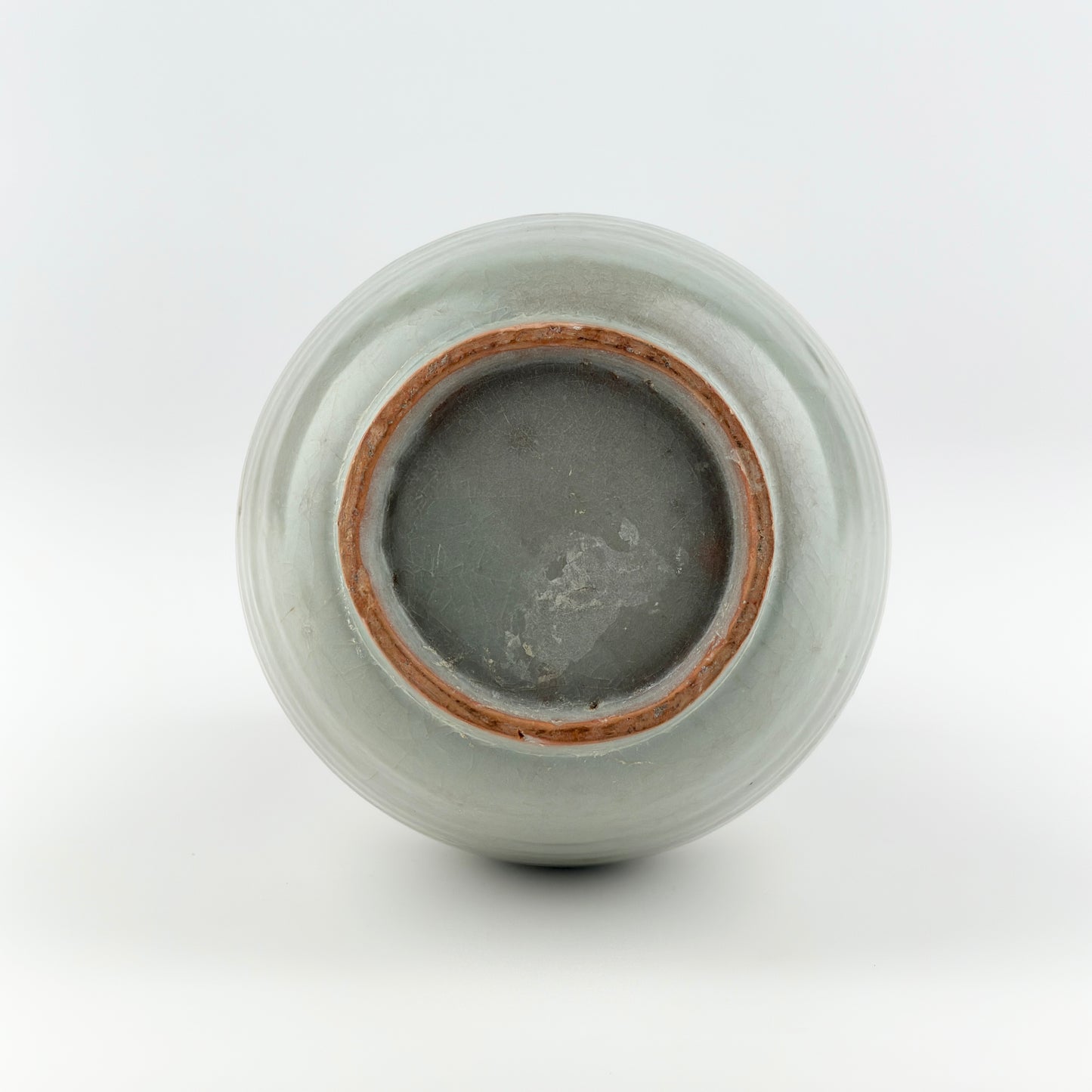 Longquan Celadon 'Dragon' Jar and Cover, Song Dynasty