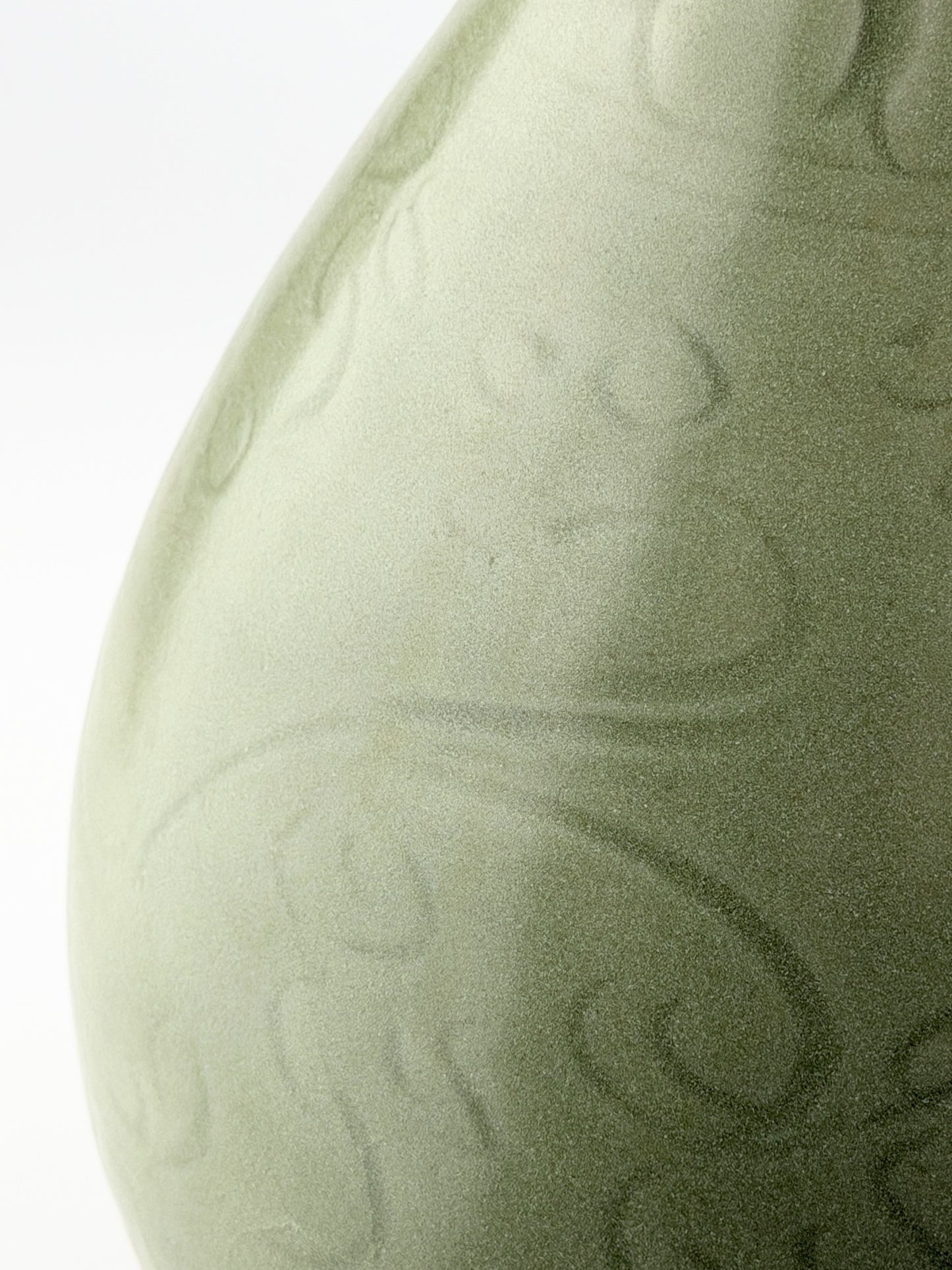 Large Carved Longquan Celadon Yuhuchunping, Ming Dynasty