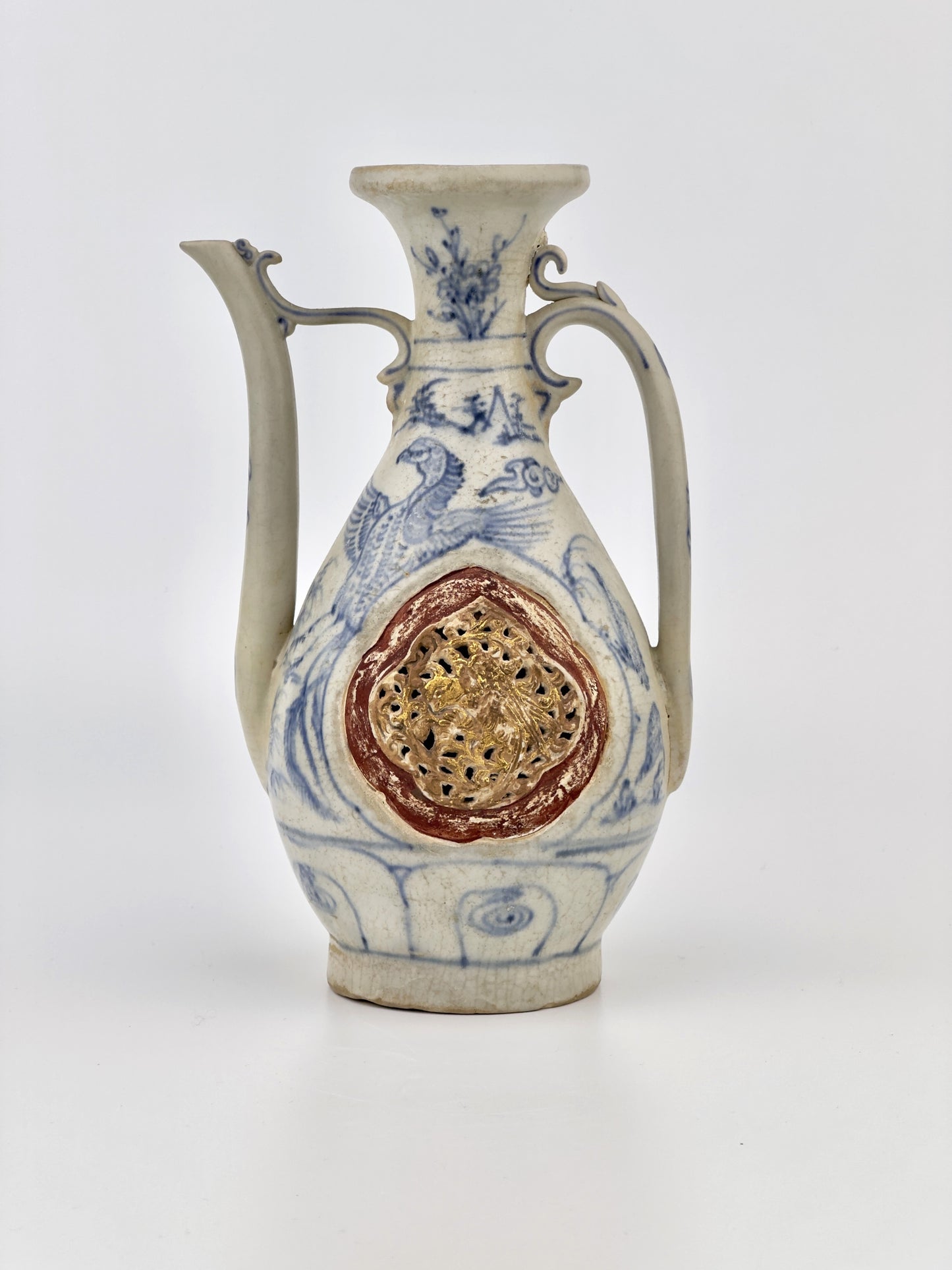 A BLUE AND WHITE RARE GILTED ANNAMESE EWER CIRCA 15TH CENTURY, LE DYNASTY (Hoi An ship)