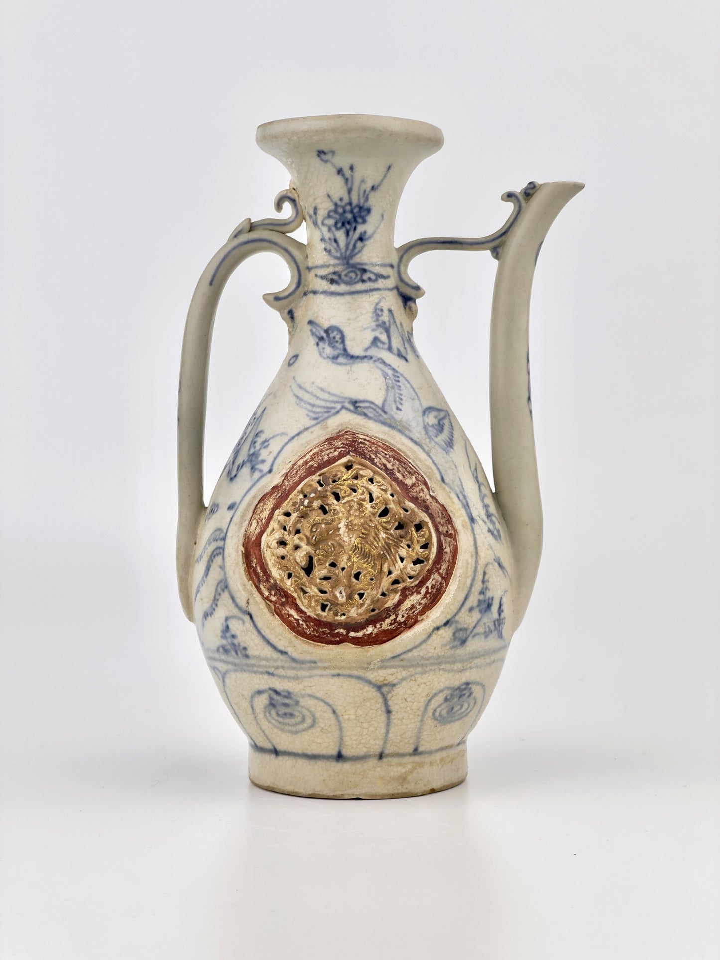 A BLUE AND WHITE RARE GILTED ANNAMESE EWER CIRCA 15TH CENTURY, LE DYNASTY (Hoi An ship)