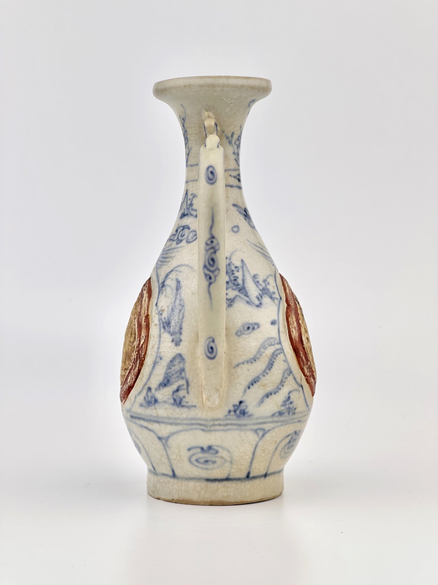 A BLUE AND WHITE RARE GILTED ANNAMESE EWER CIRCA 15TH CENTURY, LE DYNASTY (Hoi An ship)