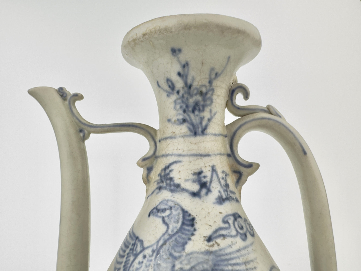 A BLUE AND WHITE RARE GILTED ANNAMESE EWER CIRCA 15TH CENTURY, LE DYNASTY (Hoi An ship)