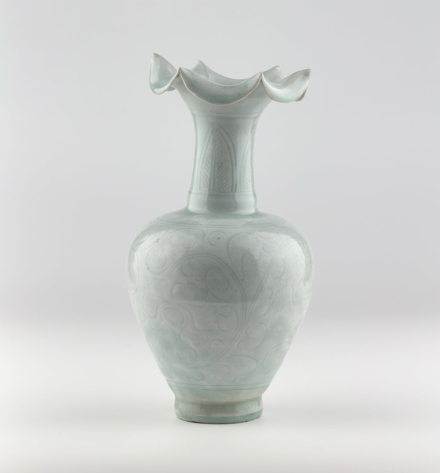 Rare Carved Qingbai 'Chrysanthemum' Vase, Yuan Dynasty(13-14th century)
