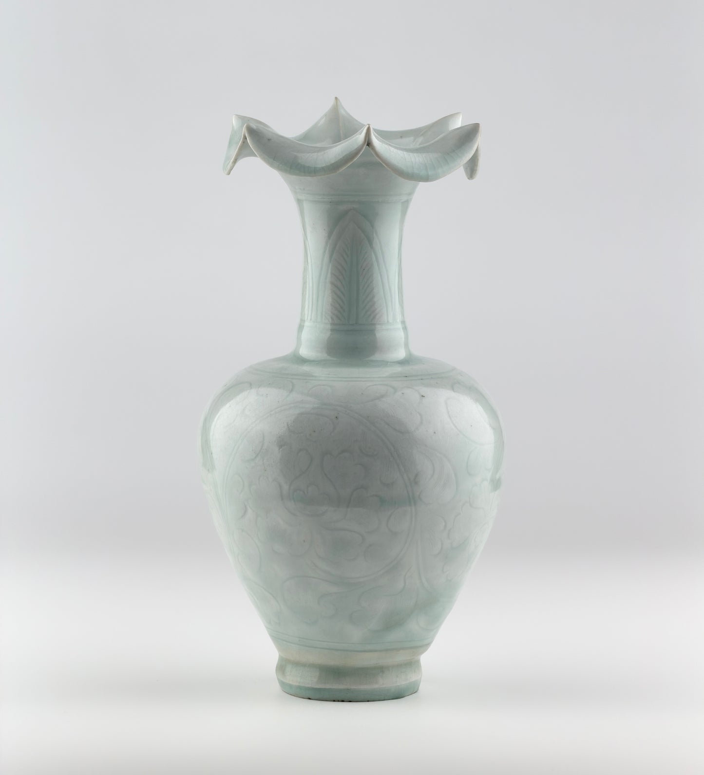 Rare Carved Qingbai 'Chrysanthemum' Vase, Yuan Dynasty(13-14th century)