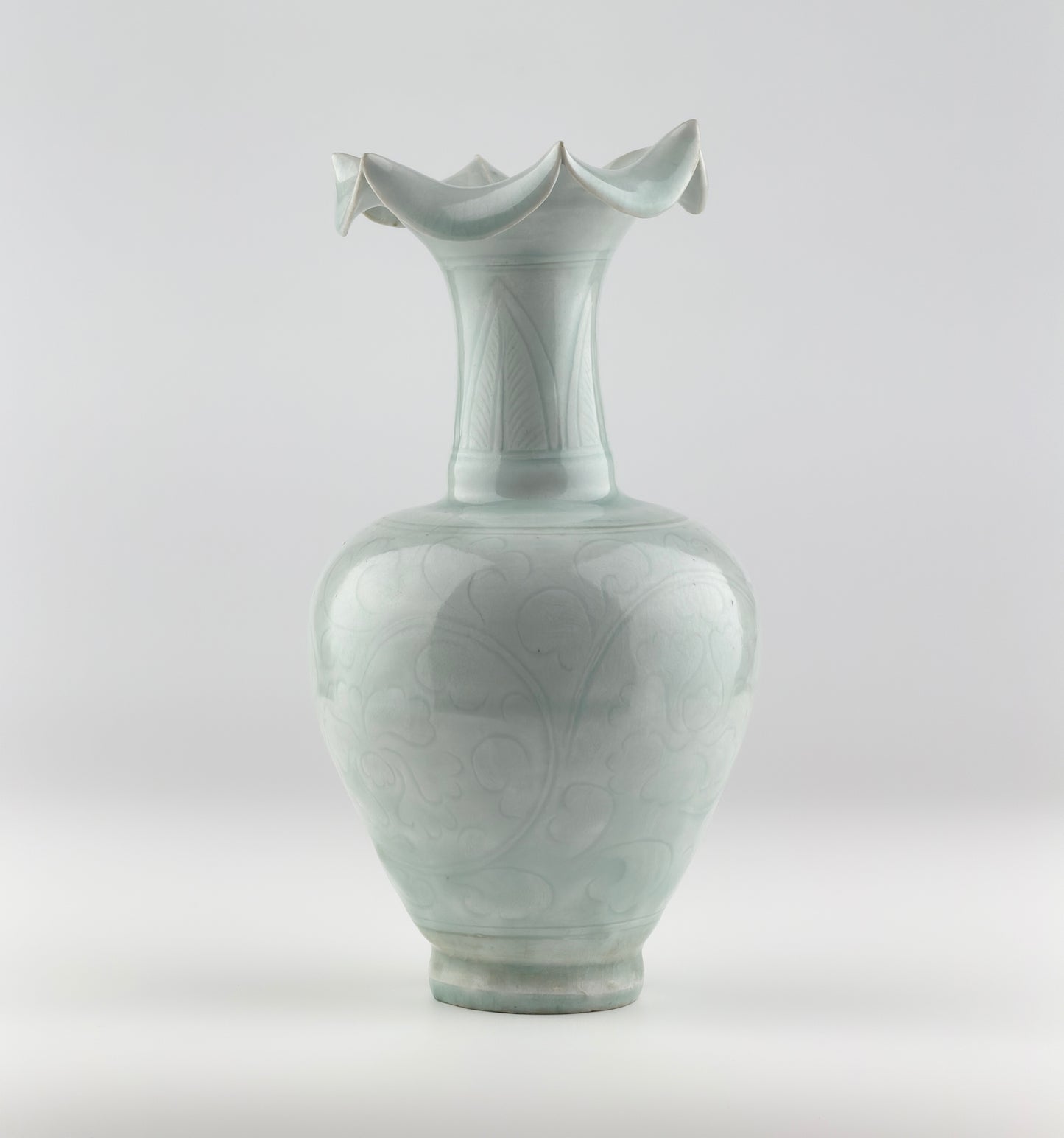 Rare Carved Qingbai 'Chrysanthemum' Vase, Yuan Dynasty(13-14th century)