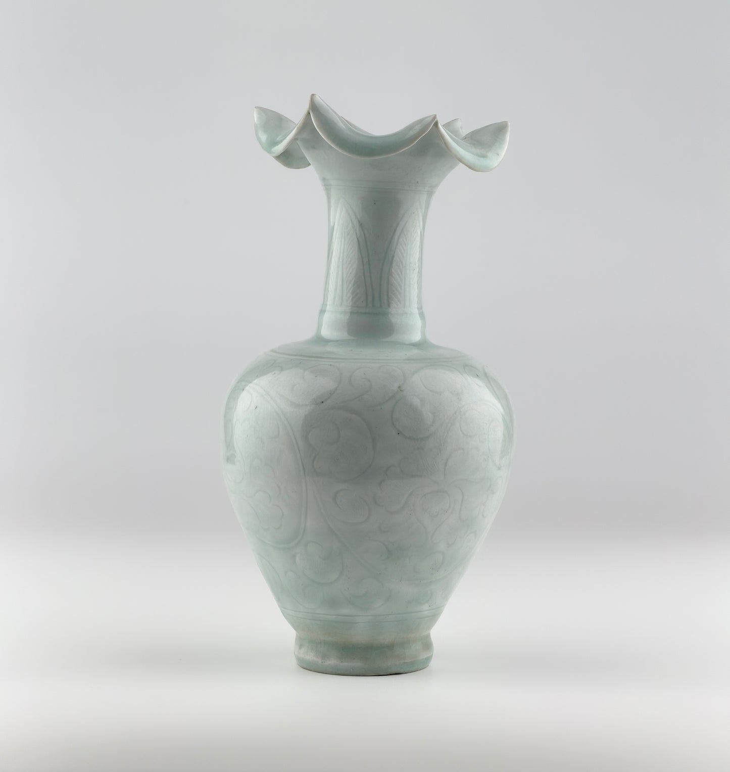 Rare Carved Qingbai 'Chrysanthemum' Vase, Yuan Dynasty(13-14th century)