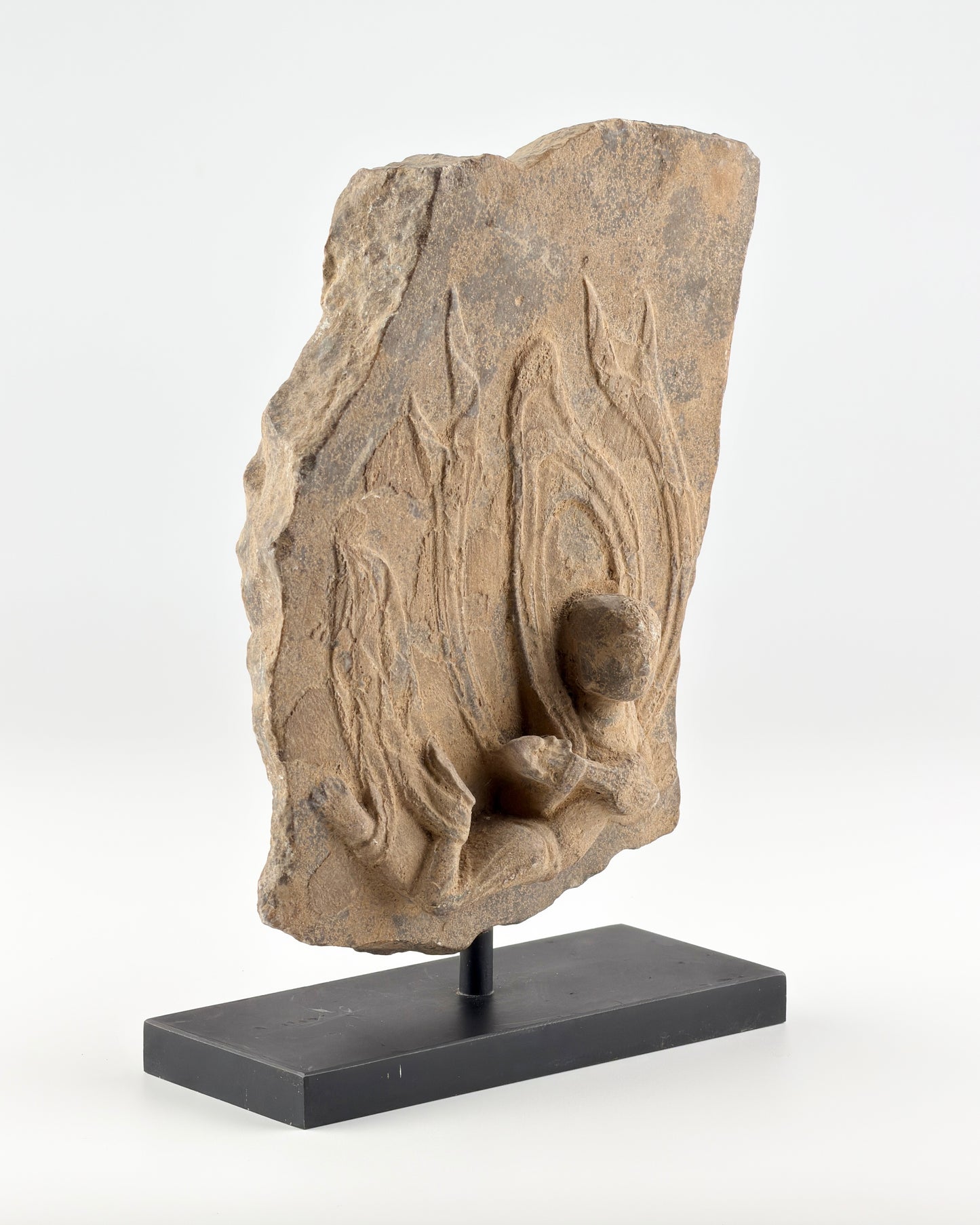 A Heavenly Being Carved Limestone Stele with Extremely Rare 'Oolitic silica structure', Northern/Eastern Wei Dynasty(4-6th century)