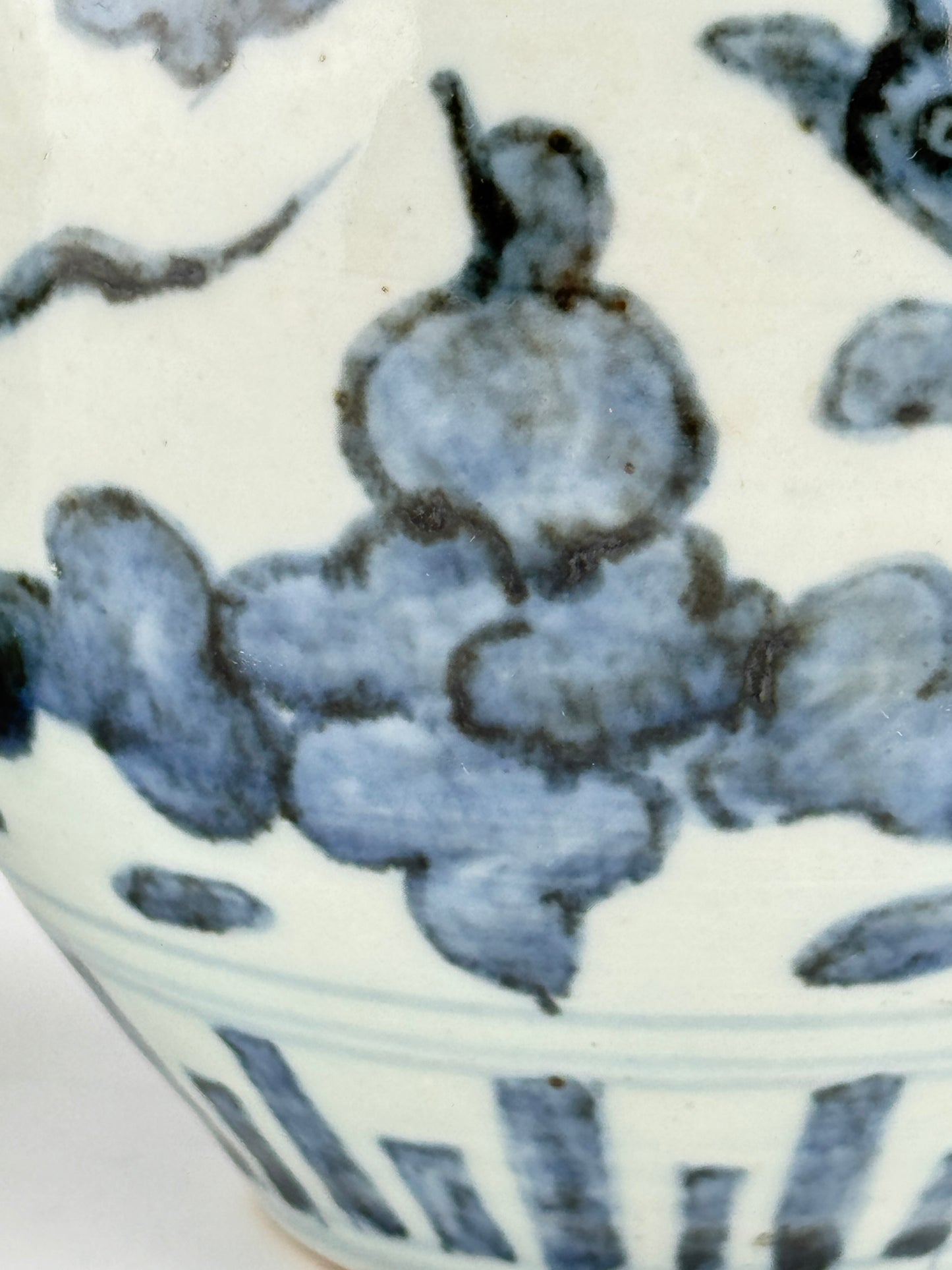 Blue and White Jars with Phoenix amid Clouds, Mid-Late Ming Dynasty
