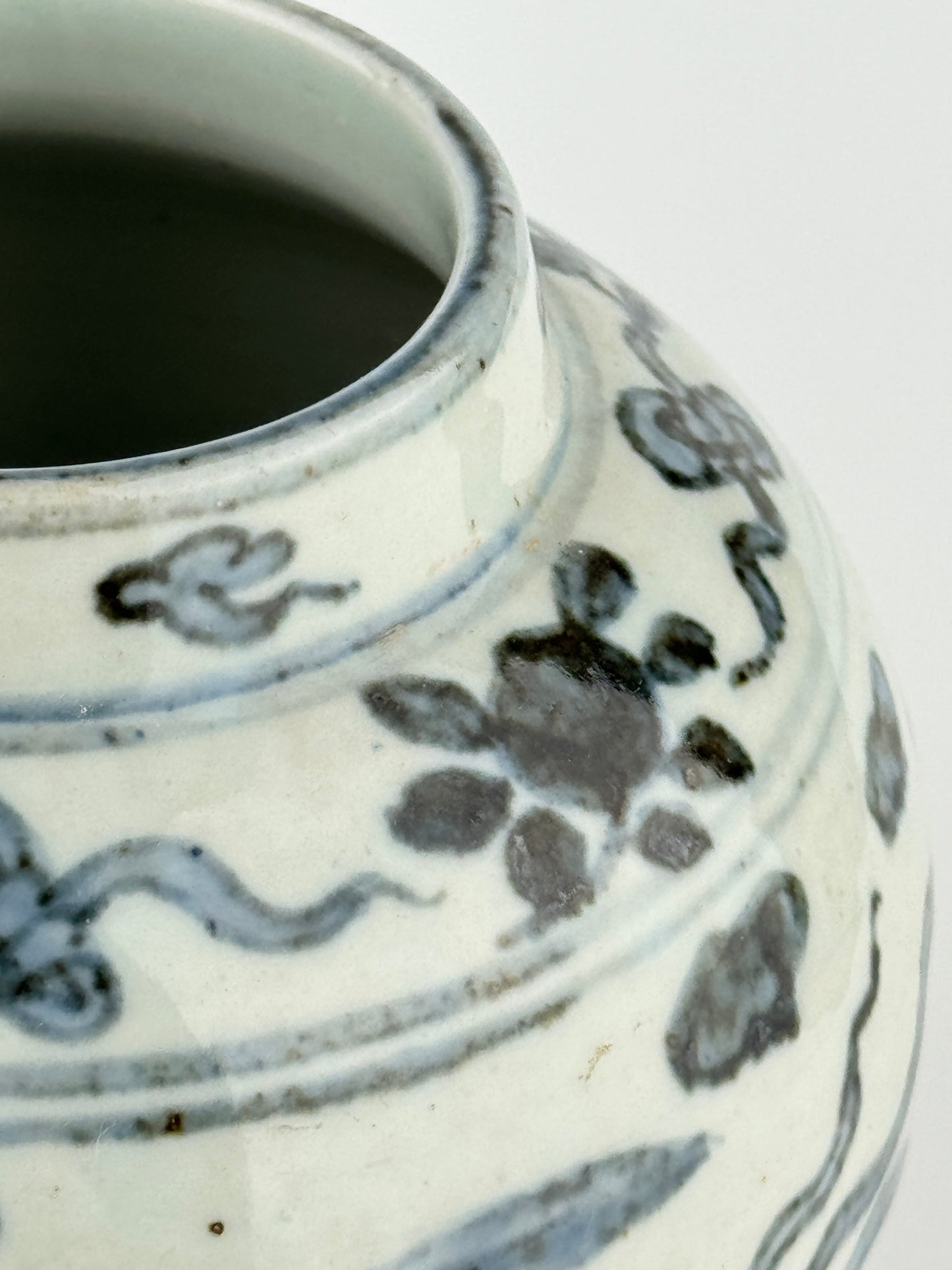 Blue and White Jars with Phoenix amid Clouds, Mid-Late Ming Dynasty