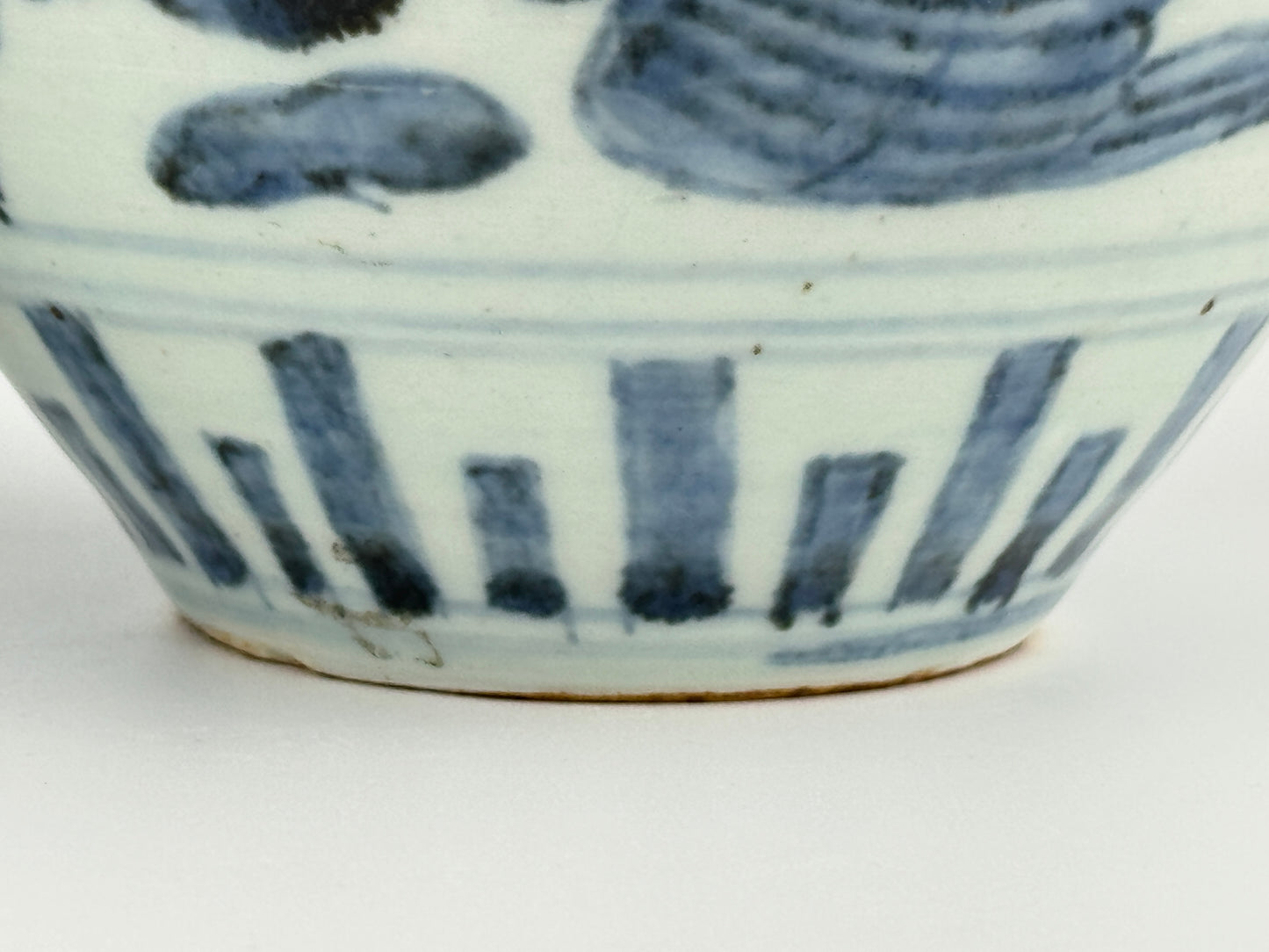 Blue and White Jars with Phoenix amid Clouds, Mid-Late Ming Dynasty