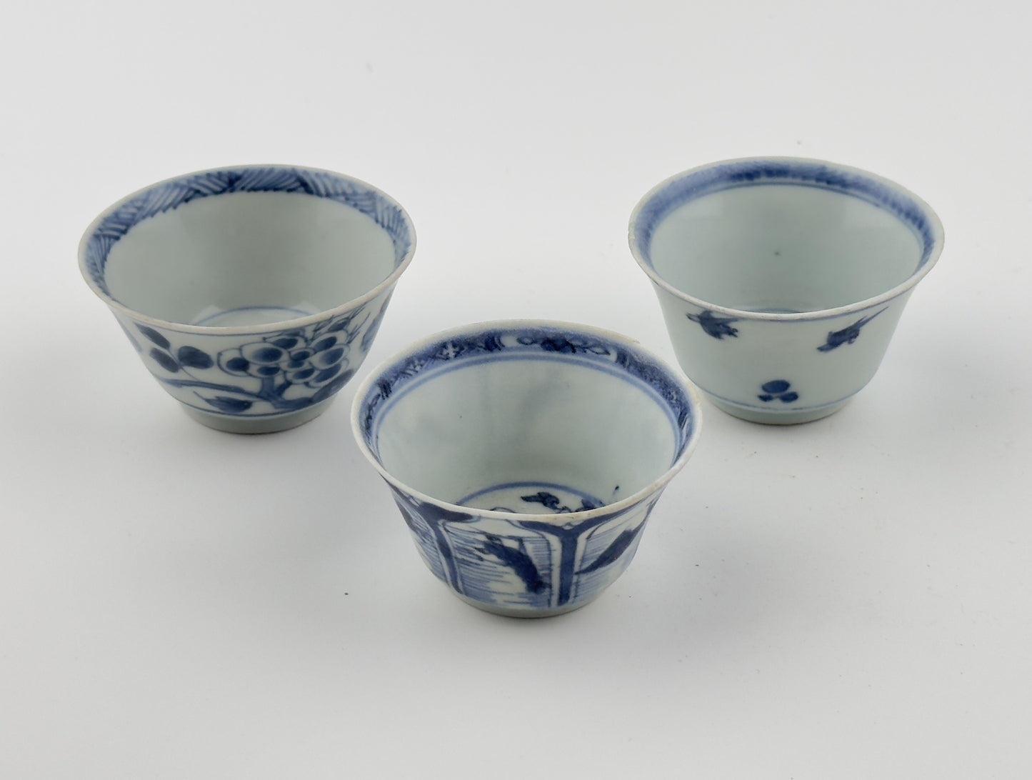 Three Ca Mau Ship Teabowl Set Circa 1725, Qing Dynasty, Yongzheng Era