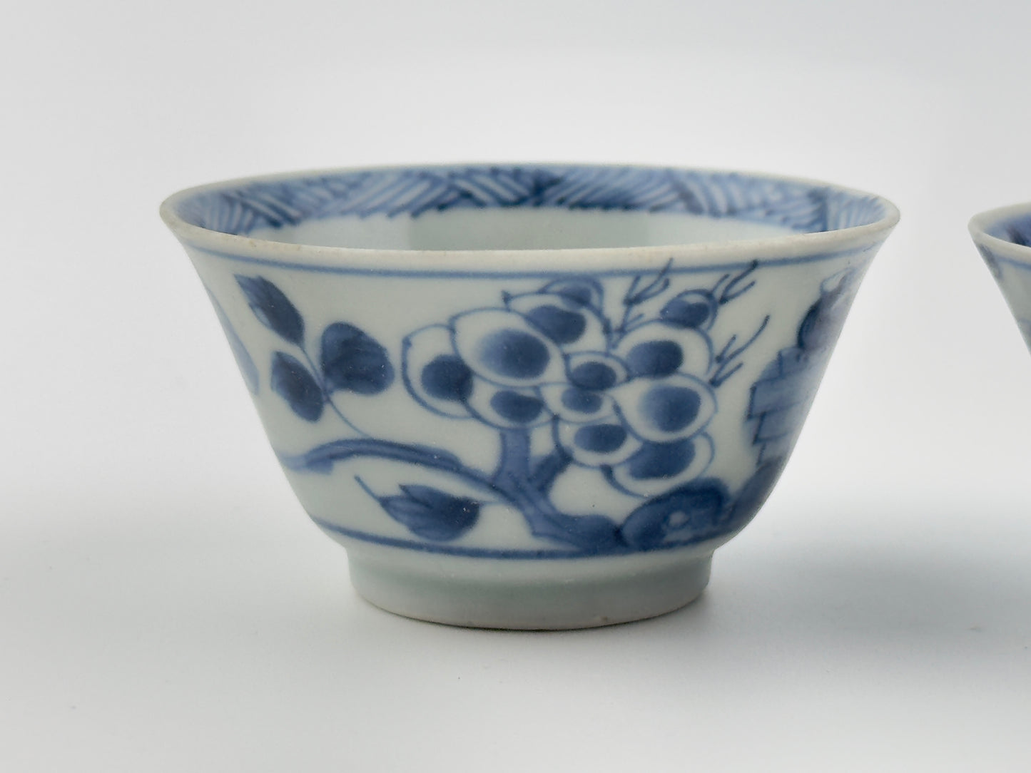 Three Ca Mau Ship Teabowl Set Circa 1725, Qing Dynasty, Yongzheng Era