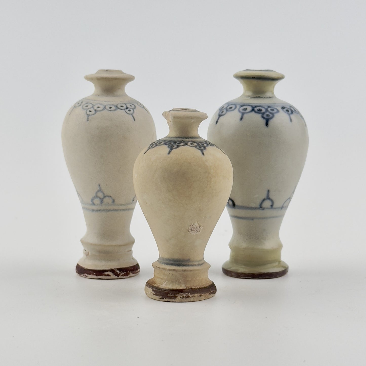 Three Annamese Stoneware Miniature Jarlets, 15th Century, Le Dynasty