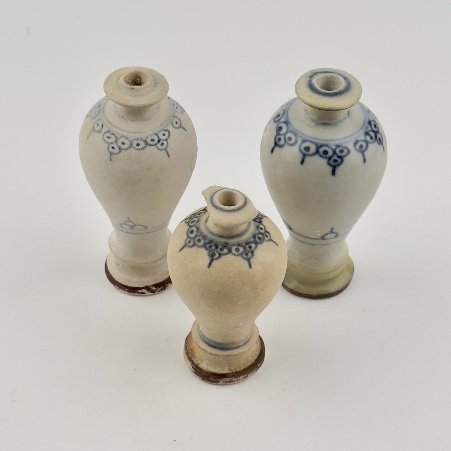 Three Annamese Stoneware Miniature Jarlets, 15th Century, Le Dynasty