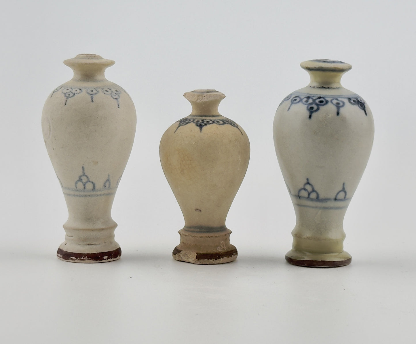 Three Annamese Stoneware Miniature Jarlets, 15th Century, Le Dynasty