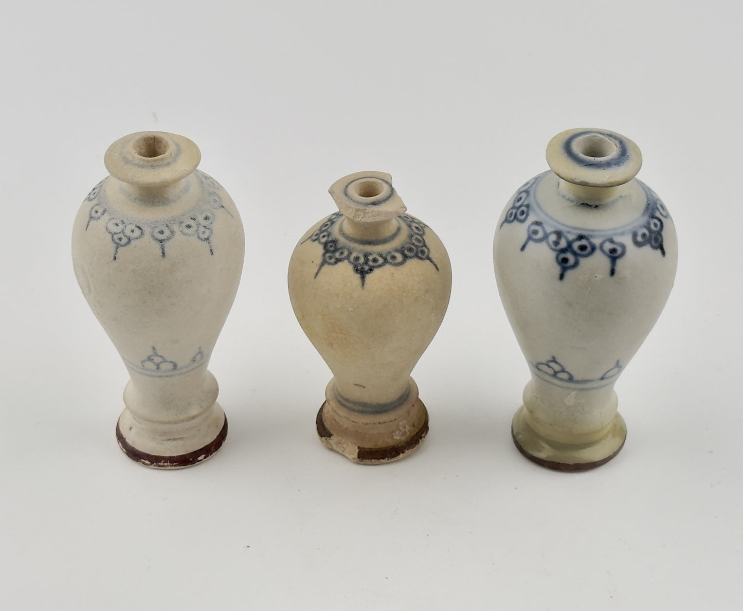 Three Annamese Stoneware Miniature Jarlets, 15th Century, Le Dynasty