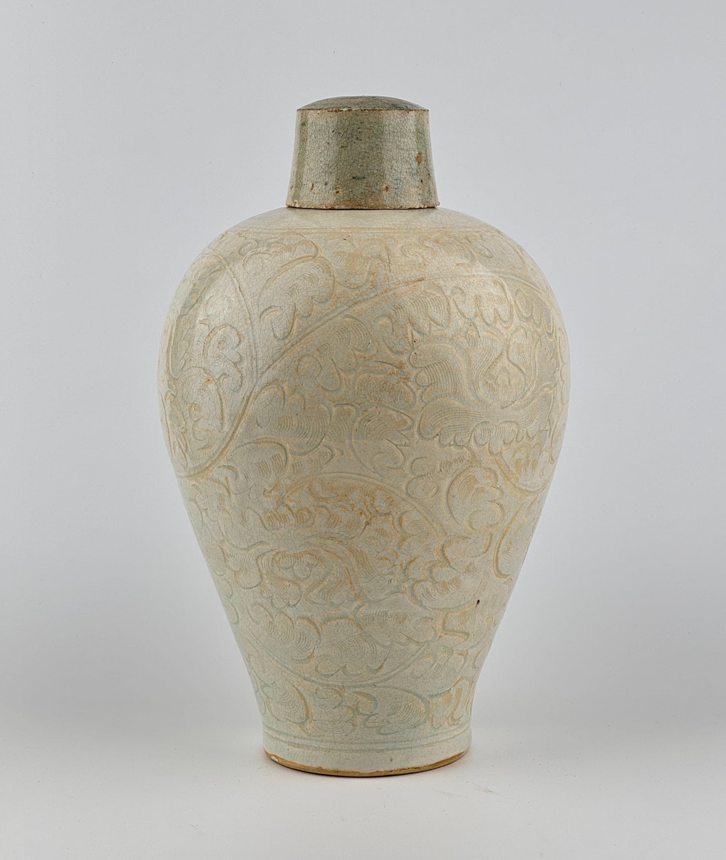 A QINGBAI CARVED MEIPING PORCELAIN, SONG DYNASTY