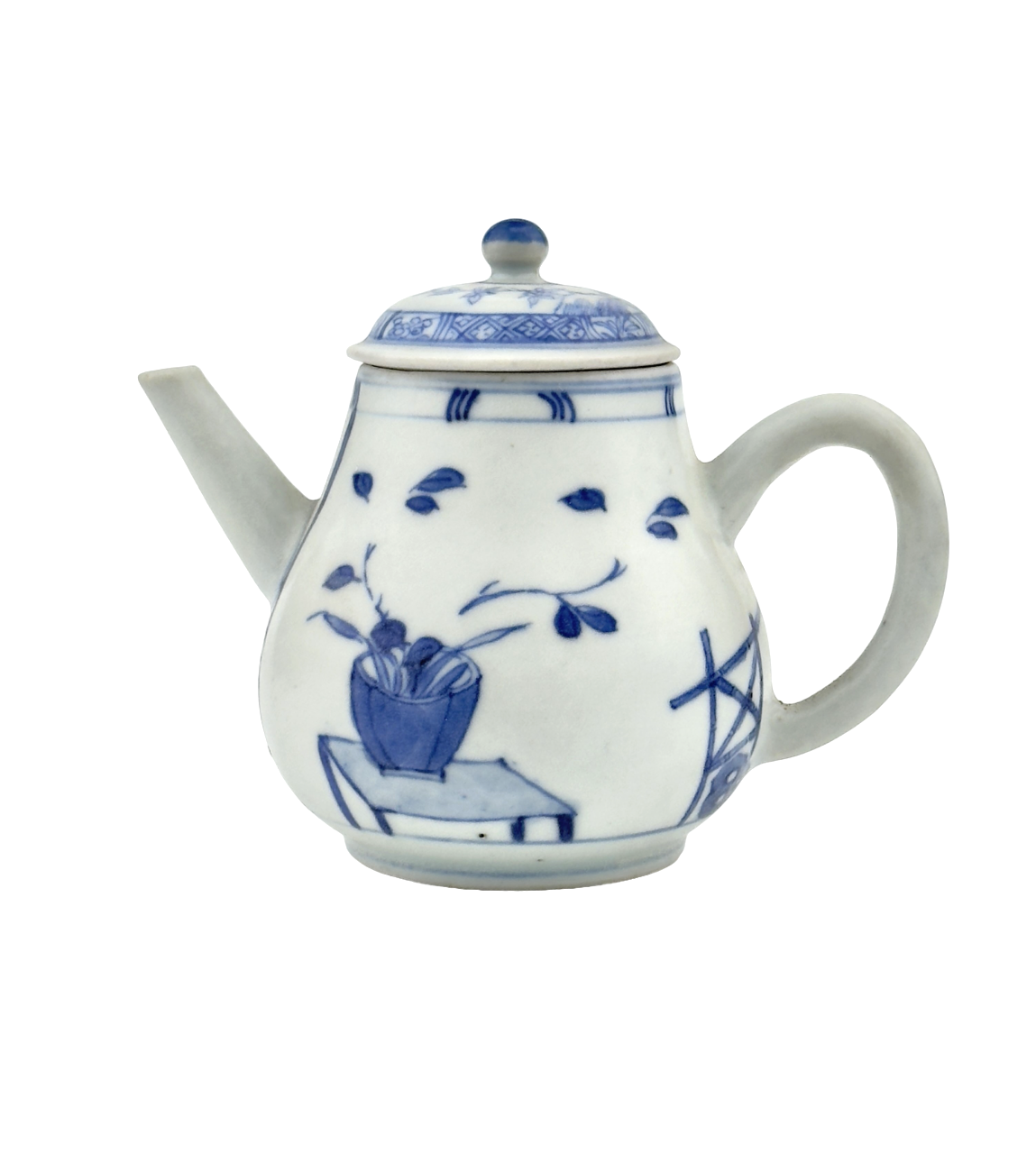 IMARI PAVILION PATTERN BLUE AND WHITE TEAPOT CIRCA 1725, QING DYNASTY, YONGZHENG REIGN